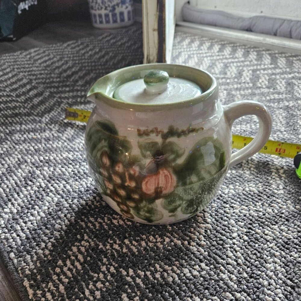Louisville Stoneware bean pot